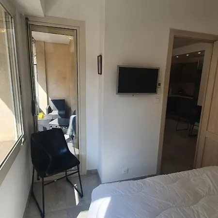 Cannes, 3 Pieces Proche Croisette *