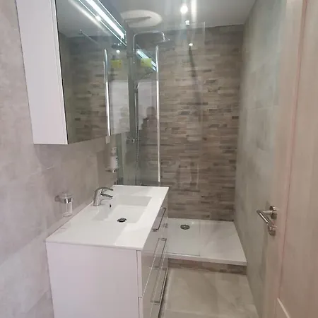 Cannes, 3 Pieces Proche Croisette Apartman Cannes